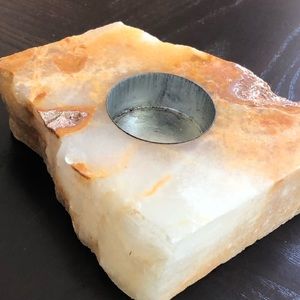 Quartz tea-light candleholder